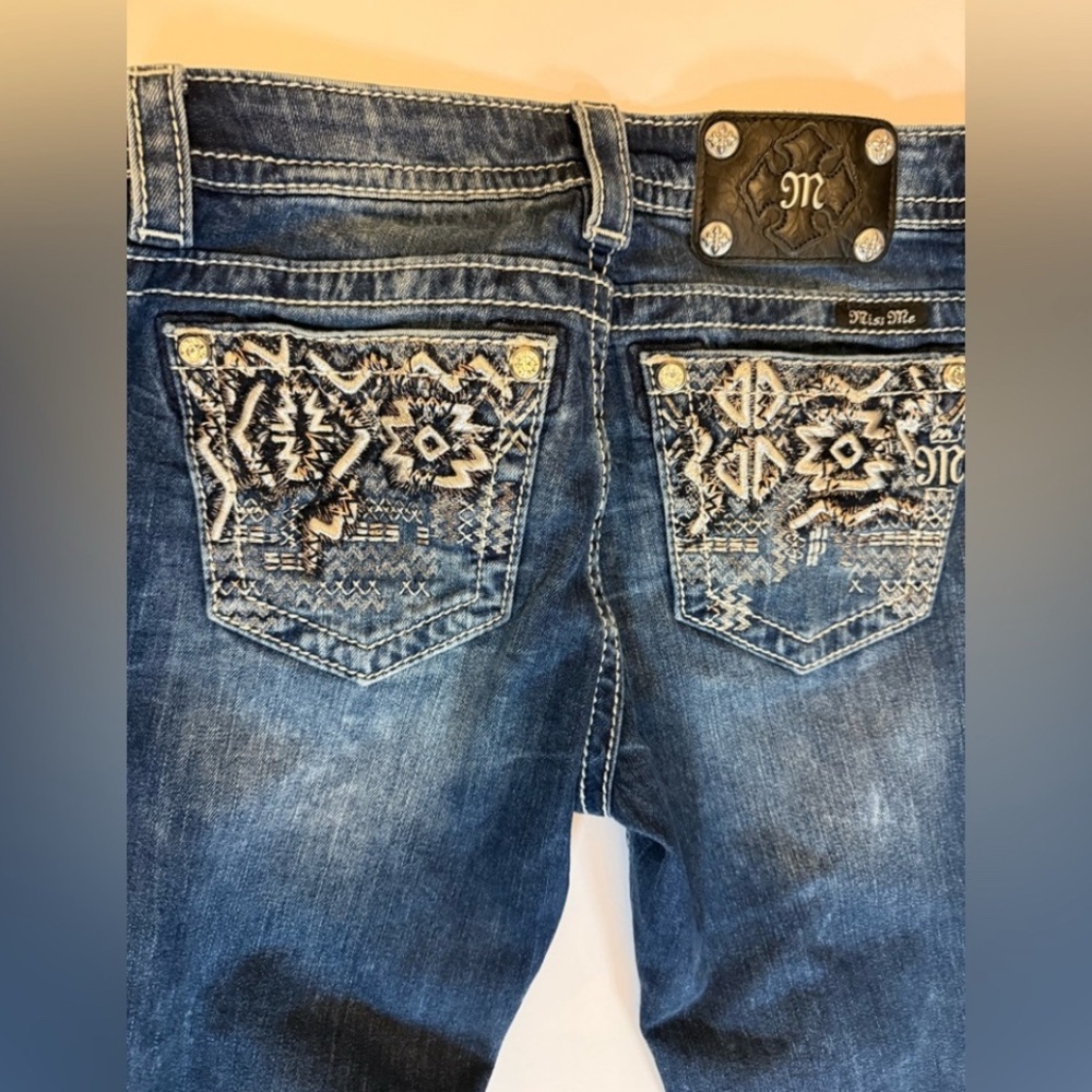 Miss me jeans Blue Flared Jeans boot cut 
Size 27 STYLE NO: JP8488B
